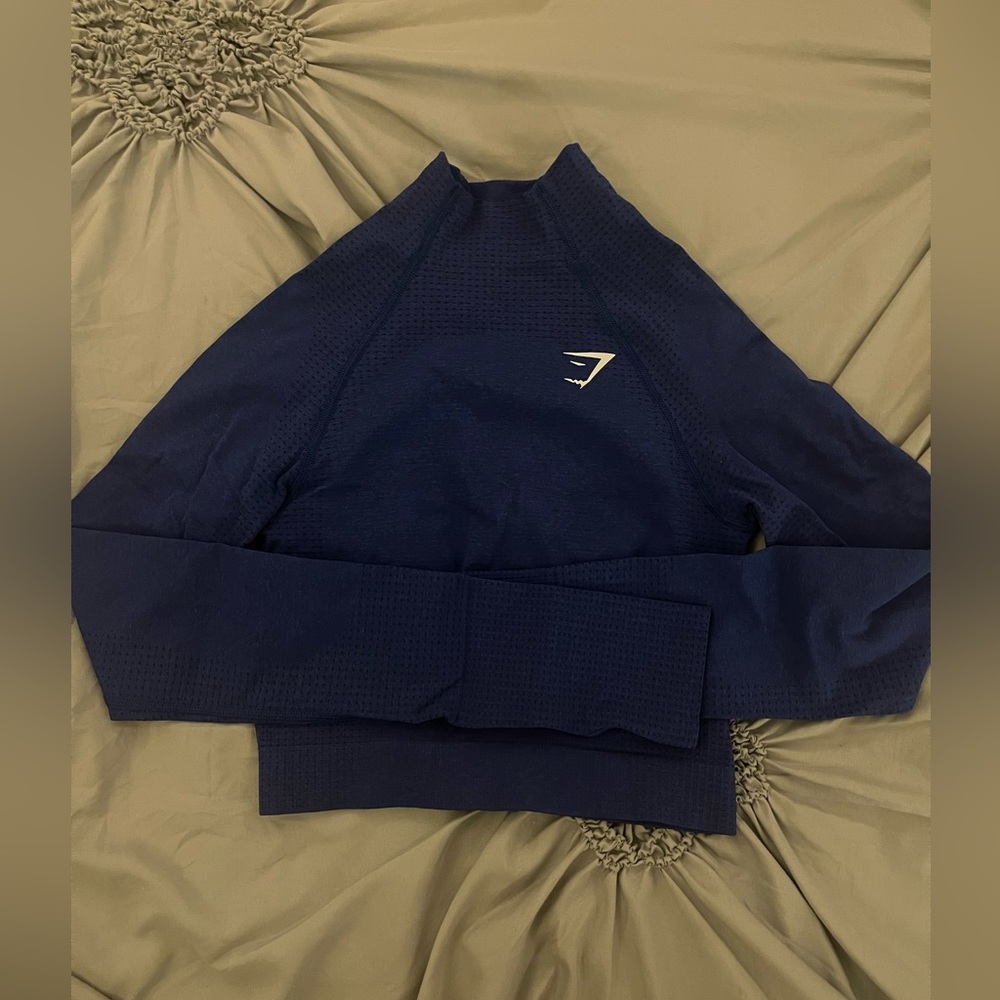 NWOT Gymshark high neck crop top